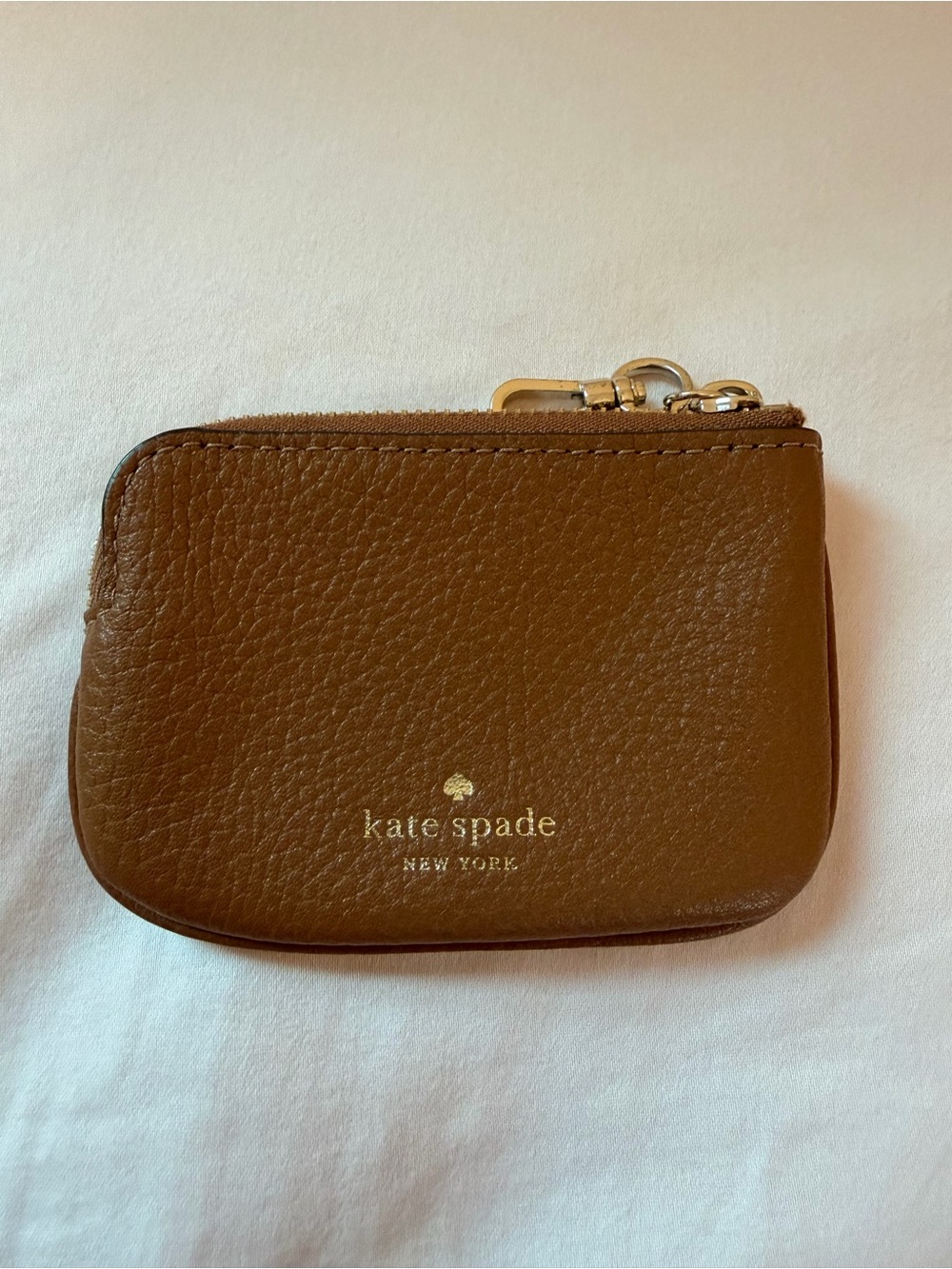 Kate Spade Brown Pebbled Leather Zip Coin Purse /Key Card Pouch w/ Gold Logo EUC - Picture 3 of 8